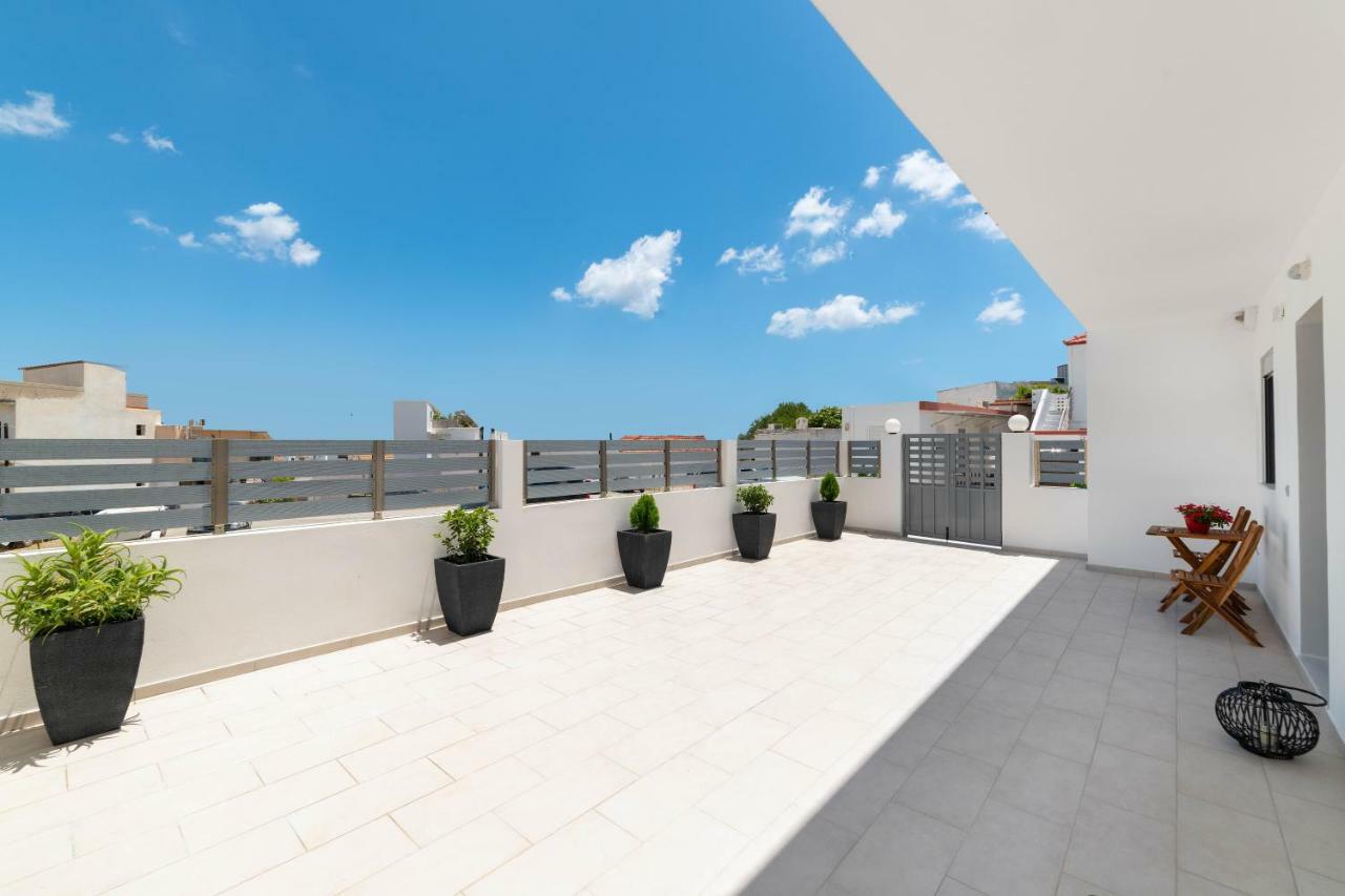 Ble Azzure Apartment Gennadi Exterior photo